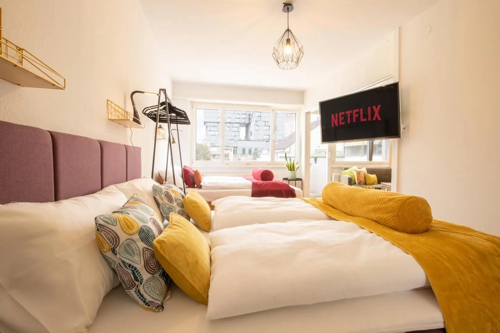 Special Modern Lisa Apartment Basel, Bahnhof Grossbasel 10-Star