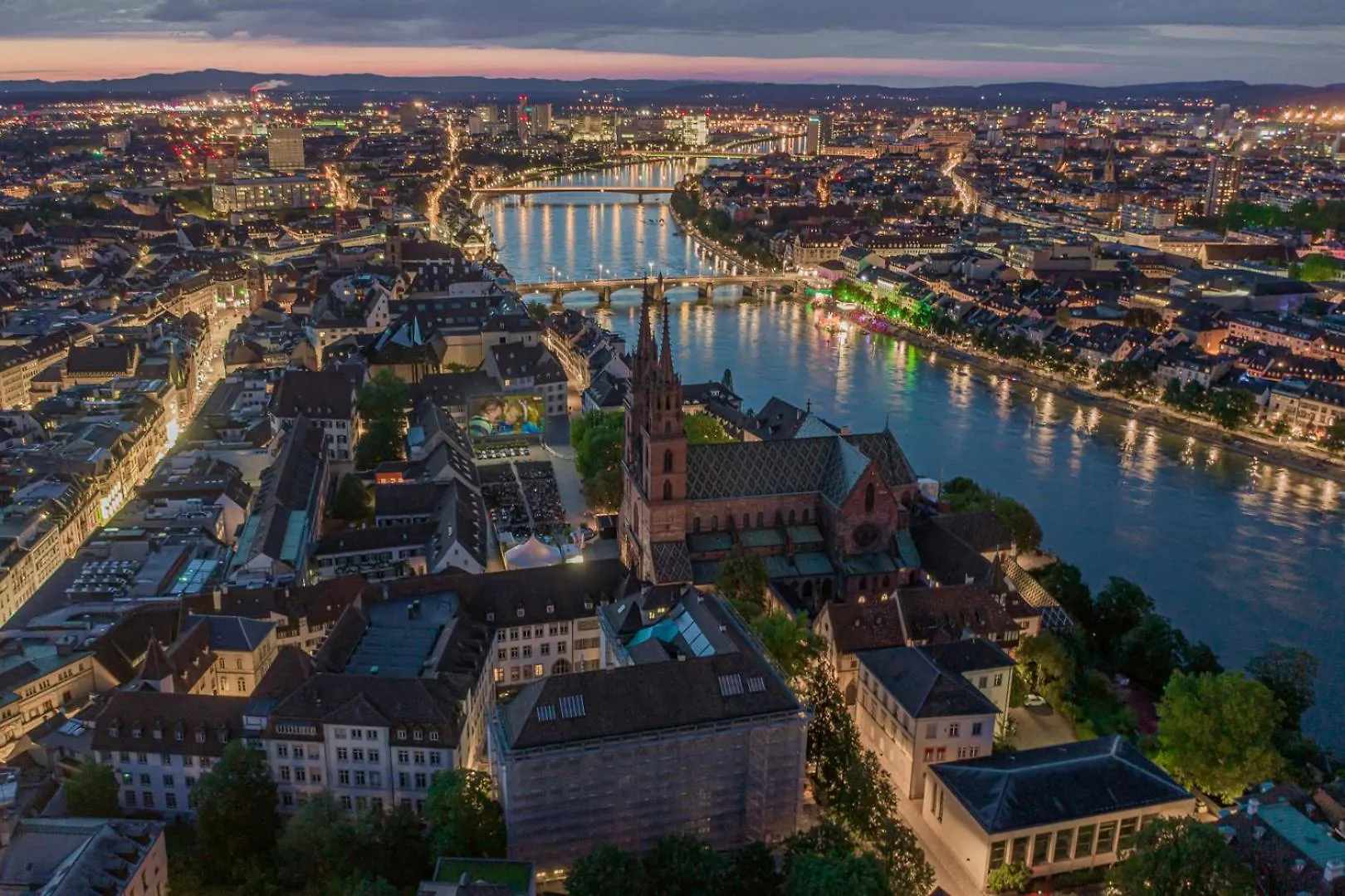 Special Modern Lisa Apartment Basel, Bahnhof Grossbasel 10-Star 0*, Basel Schweiz